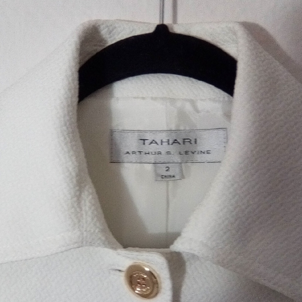Tahari Men's White Shirt
